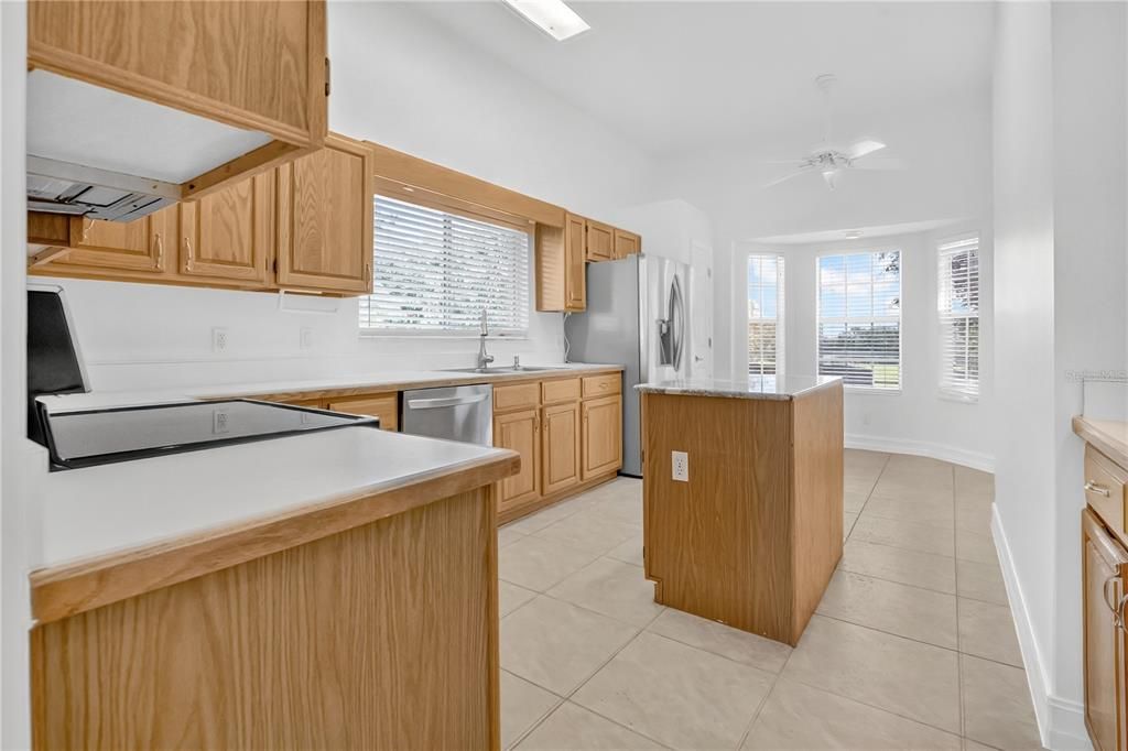 Active With Contract: $549,900 (4 beds, 2 baths, 2286 Square Feet)