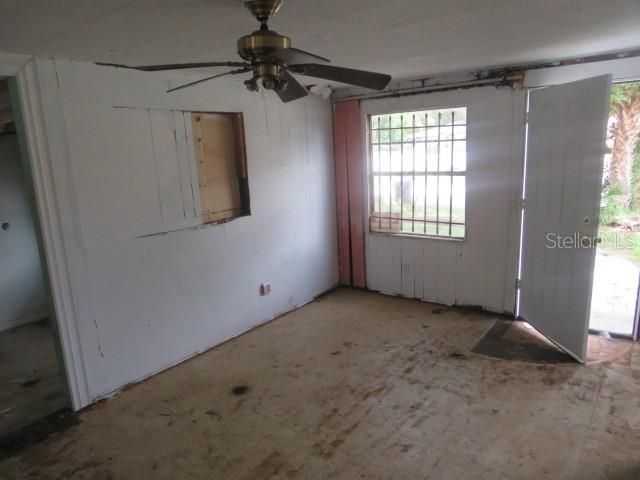 На продажу: $170,000 (2 спален, 2 ванн, 1482 Квадратных фут)