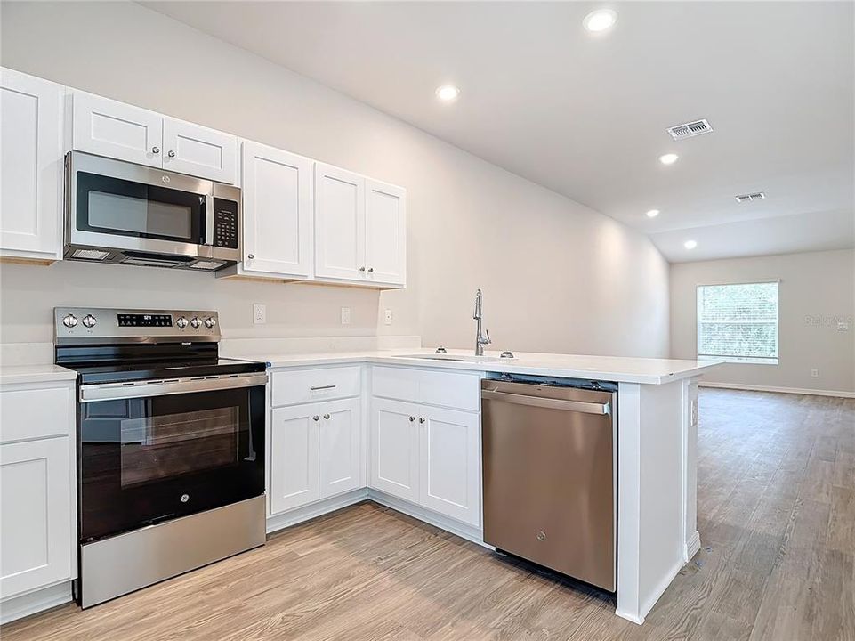 For Sale: $431,400 (4 beds, 0 baths, 2104 Square Feet)