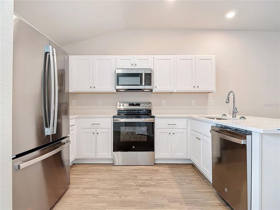 For Sale: $431,400 (4 beds, 0 baths, 2104 Square Feet)