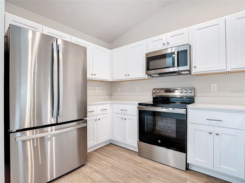 For Sale: $431,400 (4 beds, 0 baths, 2104 Square Feet)