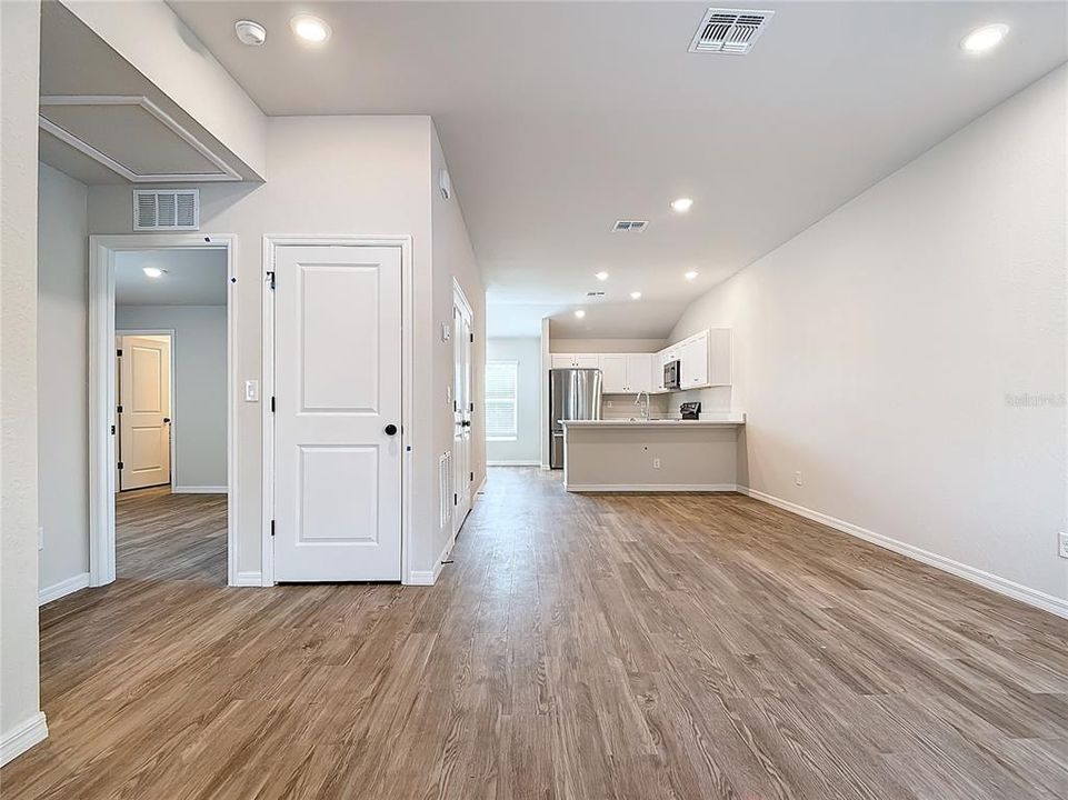 For Sale: $431,400 (4 beds, 0 baths, 2104 Square Feet)