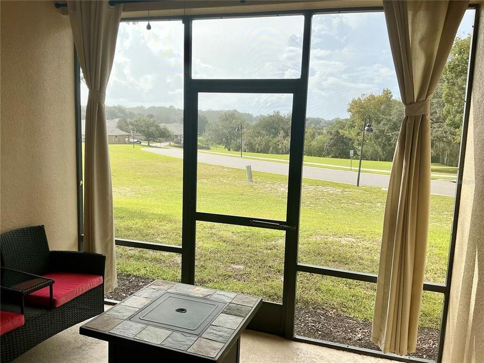 For Sale: $325,000 (3 beds, 2 baths, 1663 Square Feet)