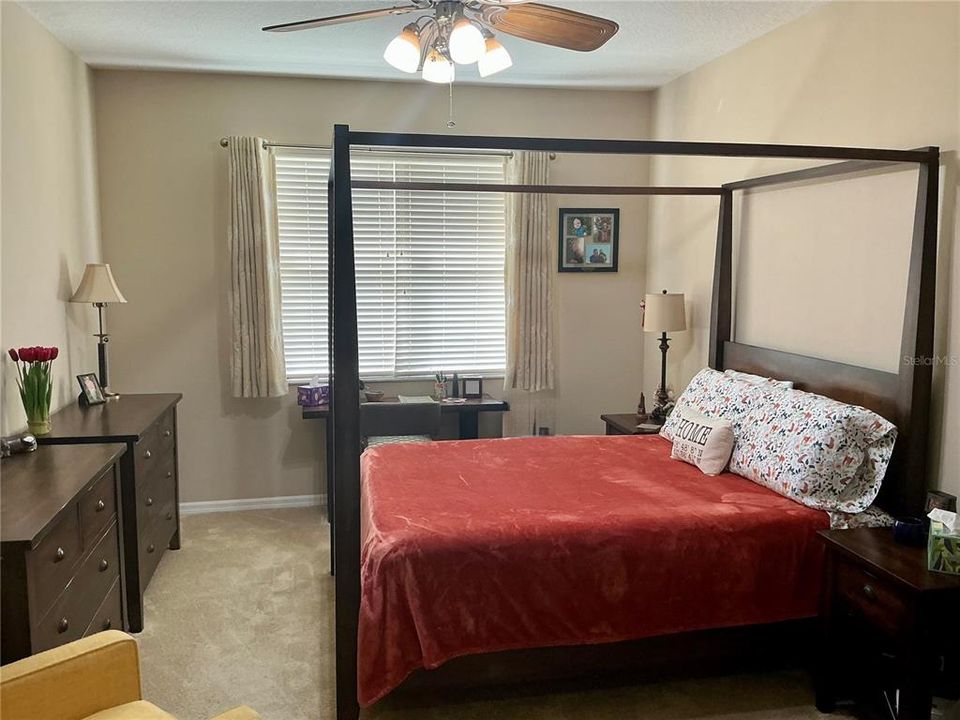 For Sale: $325,000 (3 beds, 2 baths, 1663 Square Feet)