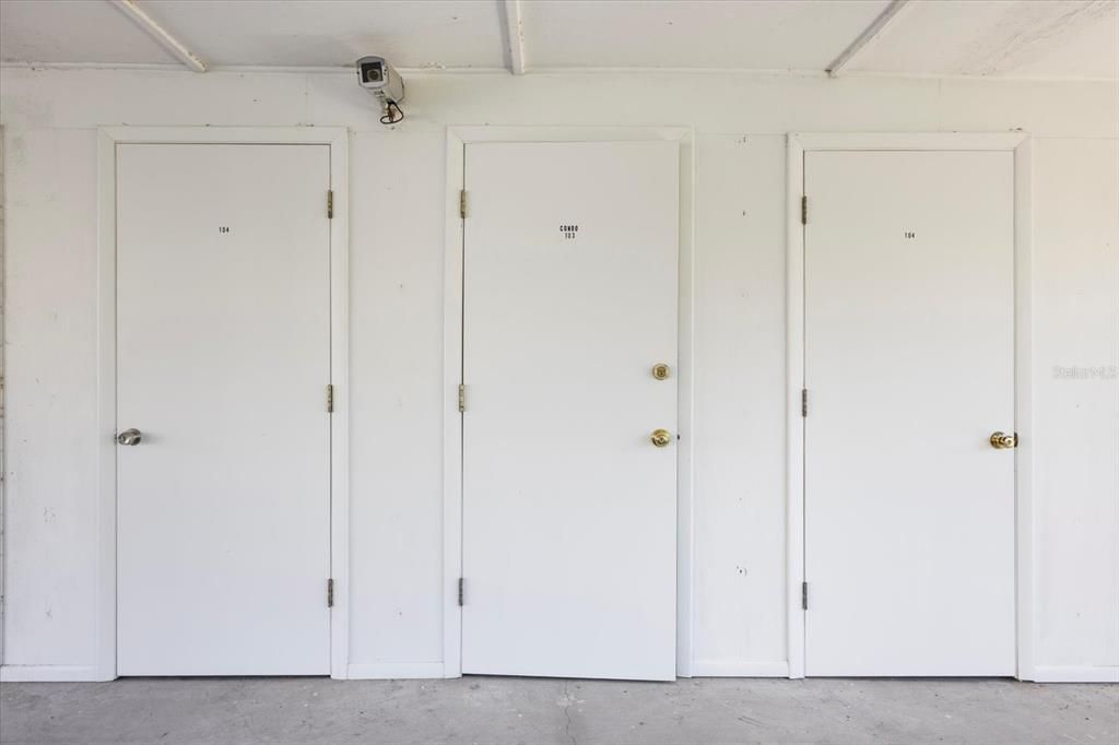 На продажу: $200,000 (2 спален, 2 ванн, 1110 Квадратных фут)