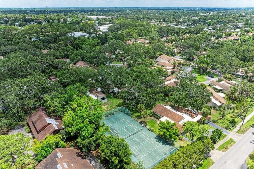 For Sale: $249,000 (2 beds, 2 baths, 1475 Square Feet)