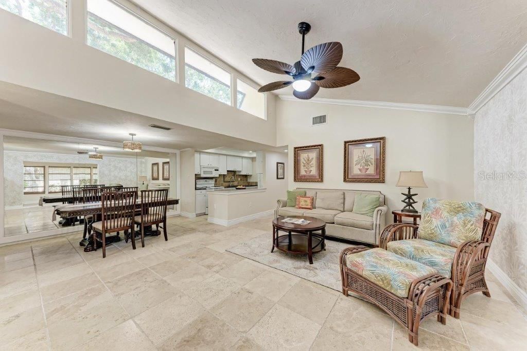 For Sale: $249,000 (2 beds, 2 baths, 1475 Square Feet)