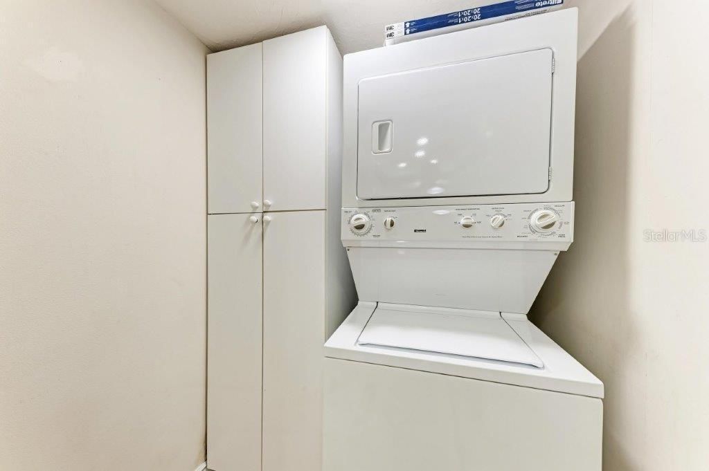 For Sale: $249,000 (2 beds, 2 baths, 1475 Square Feet)