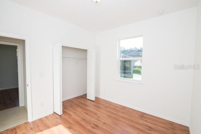 For Rent: $2,000 (4 beds, 2 baths, 1711 Square Feet)