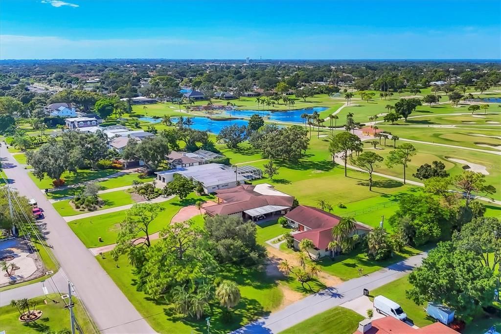 For Sale: $1,050,000 (0.77 acres)