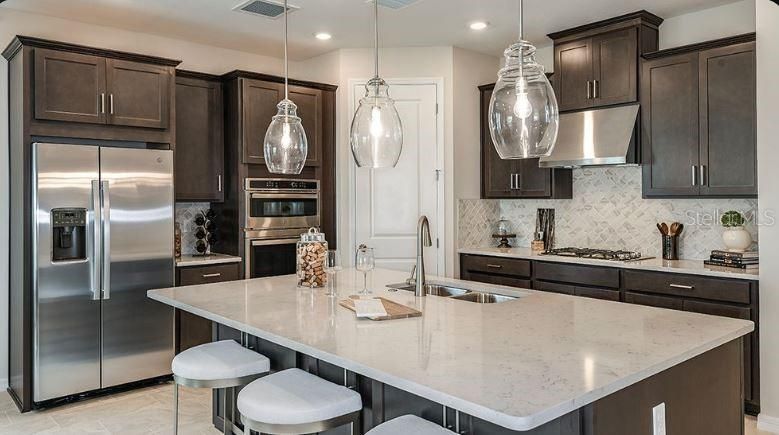 For Sale: $706,649 (5 beds, 4 baths, 3165 Square Feet)