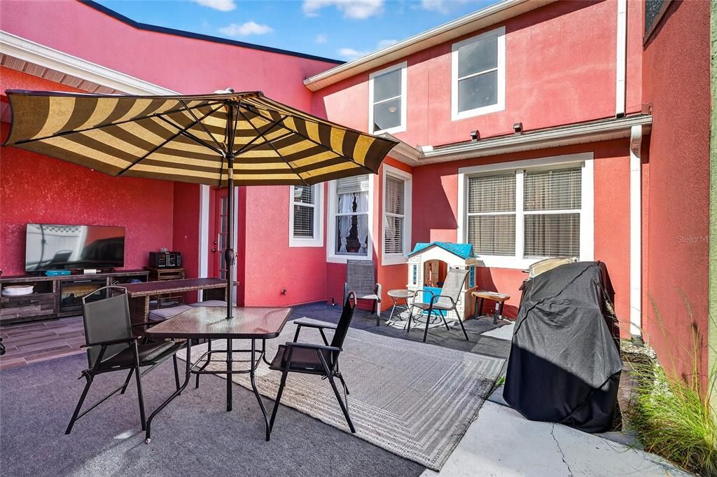 待售: $330,000 (3 贝兹, 2 浴室, 1637 平方英尺)