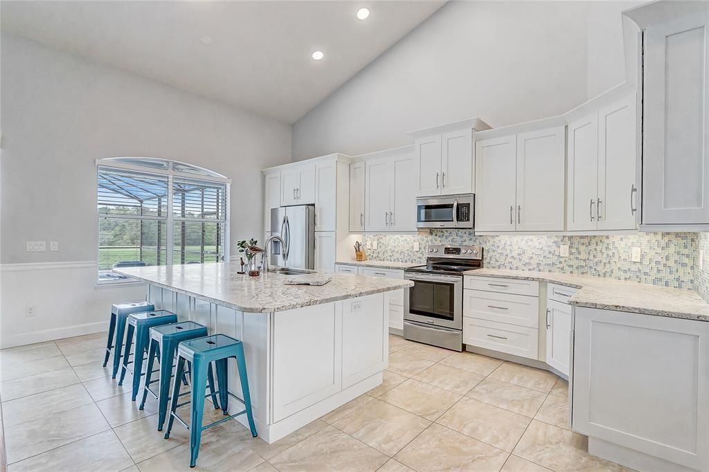 Active With Contract: $657,000 (4 beds, 3 baths, 2514 Square Feet)