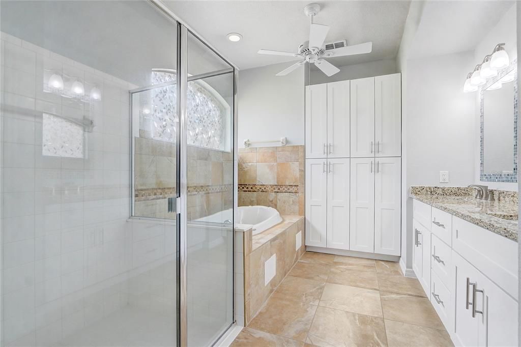 Active With Contract: $657,000 (4 beds, 3 baths, 2514 Square Feet)