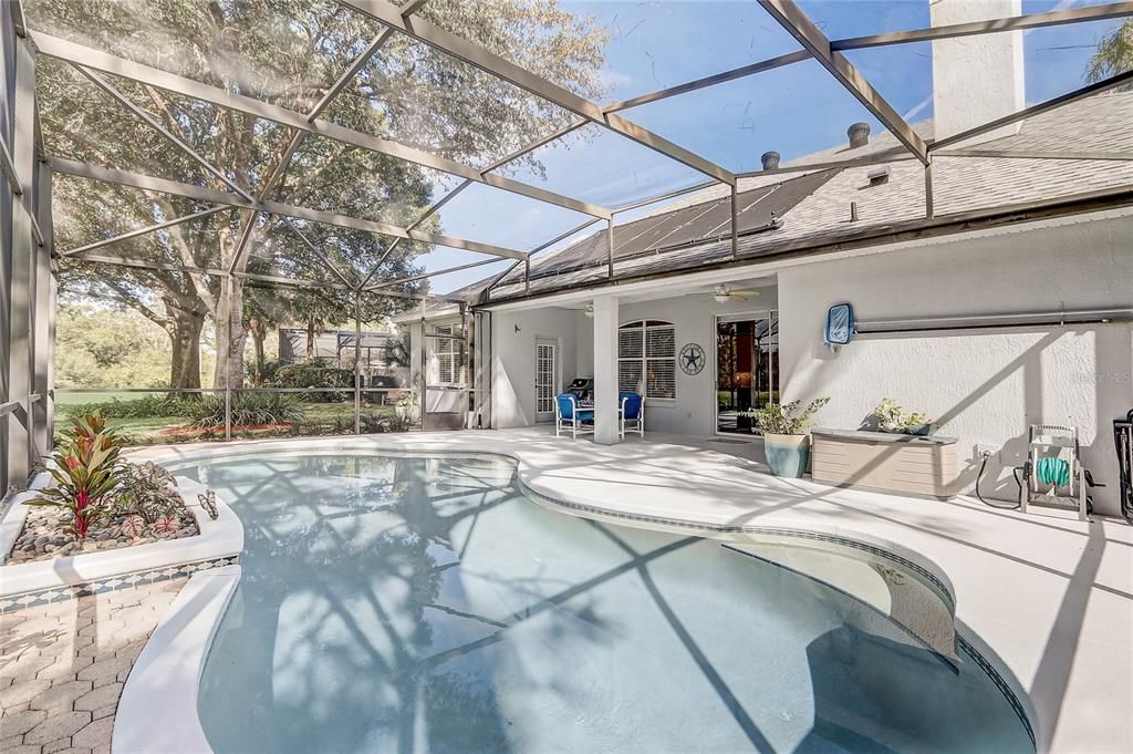 Active With Contract: $657,000 (4 beds, 3 baths, 2514 Square Feet)