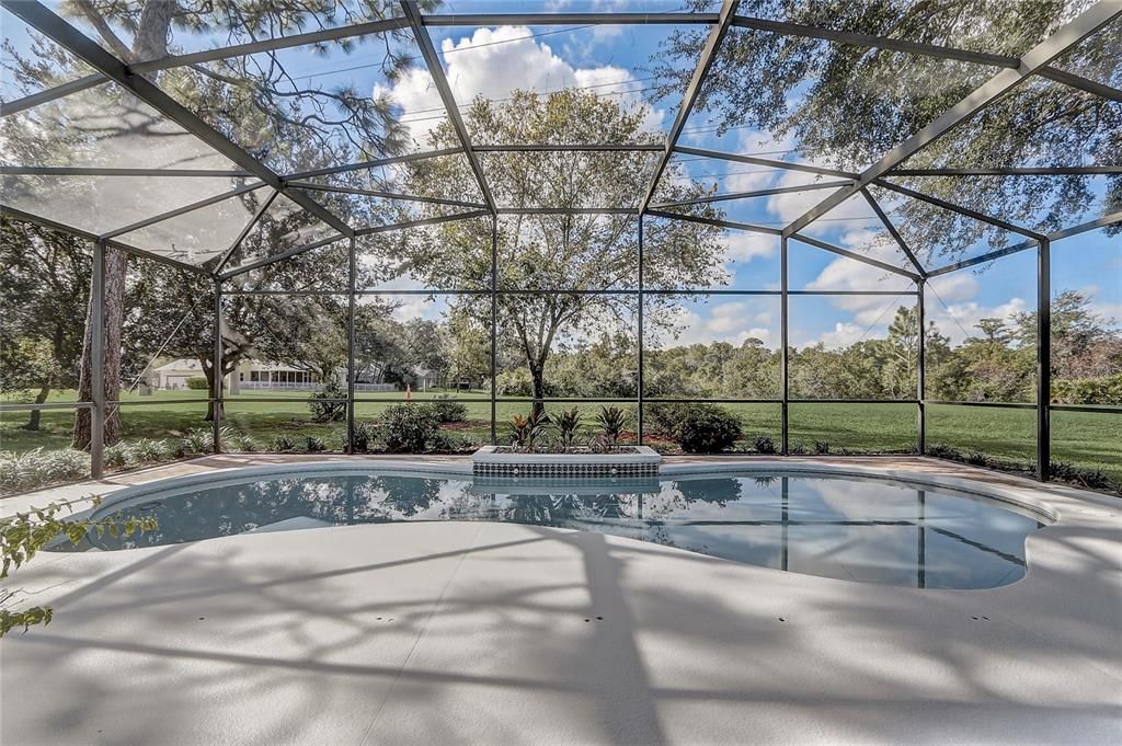 Active With Contract: $657,000 (4 beds, 3 baths, 2514 Square Feet)