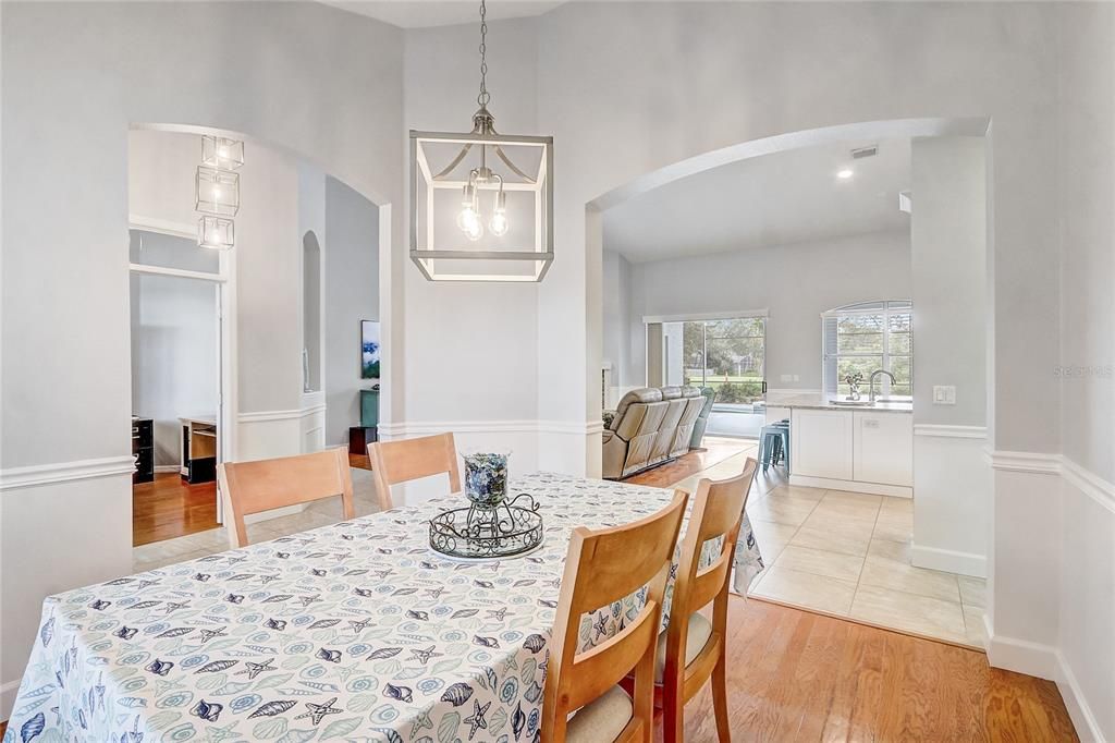 Active With Contract: $657,000 (4 beds, 3 baths, 2514 Square Feet)