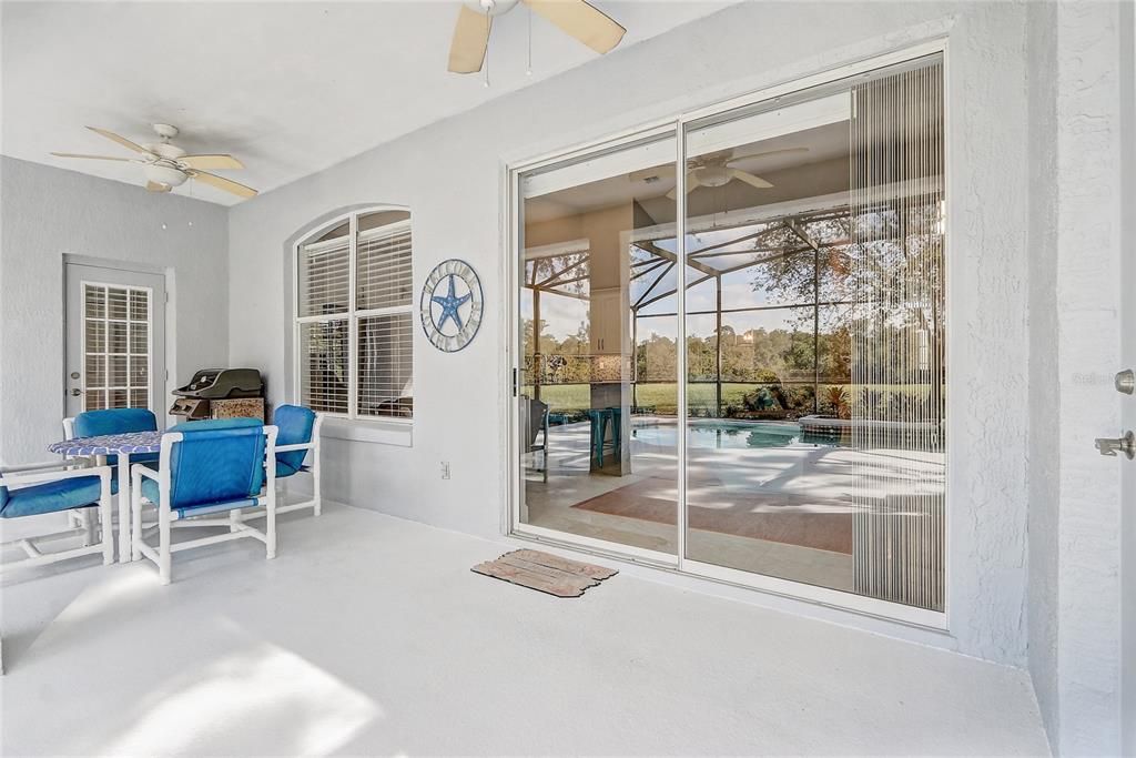 Active With Contract: $657,000 (4 beds, 3 baths, 2514 Square Feet)