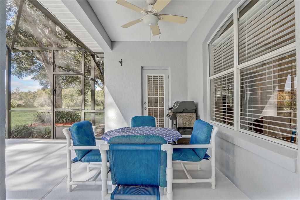 Active With Contract: $657,000 (4 beds, 3 baths, 2514 Square Feet)