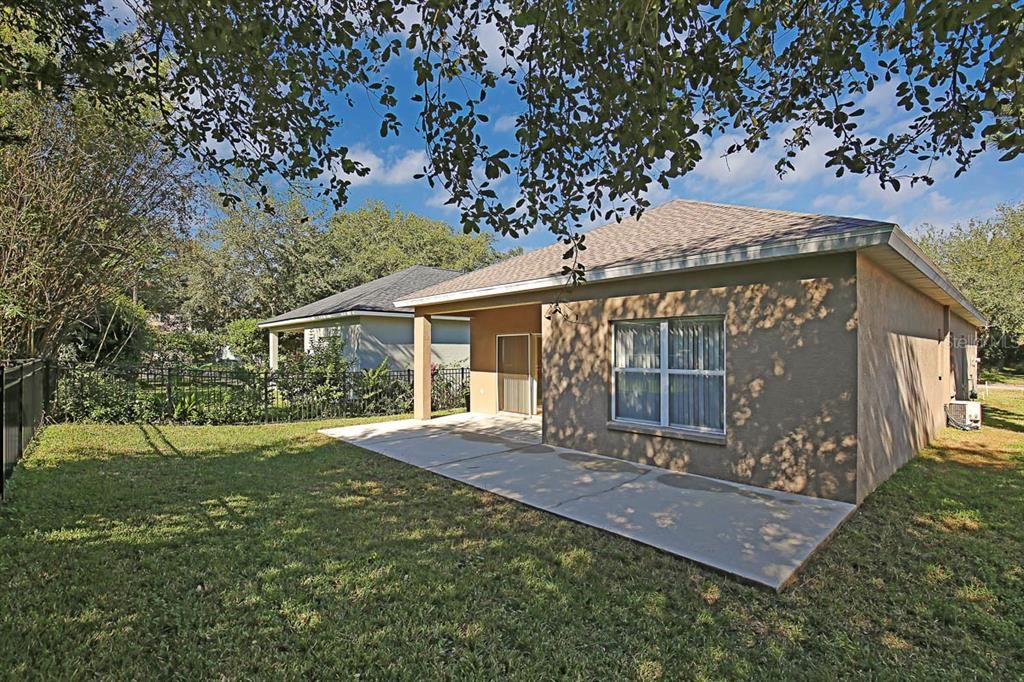 出租: $2,400 (3 贝兹, 2 浴室, 1498 平方英尺)