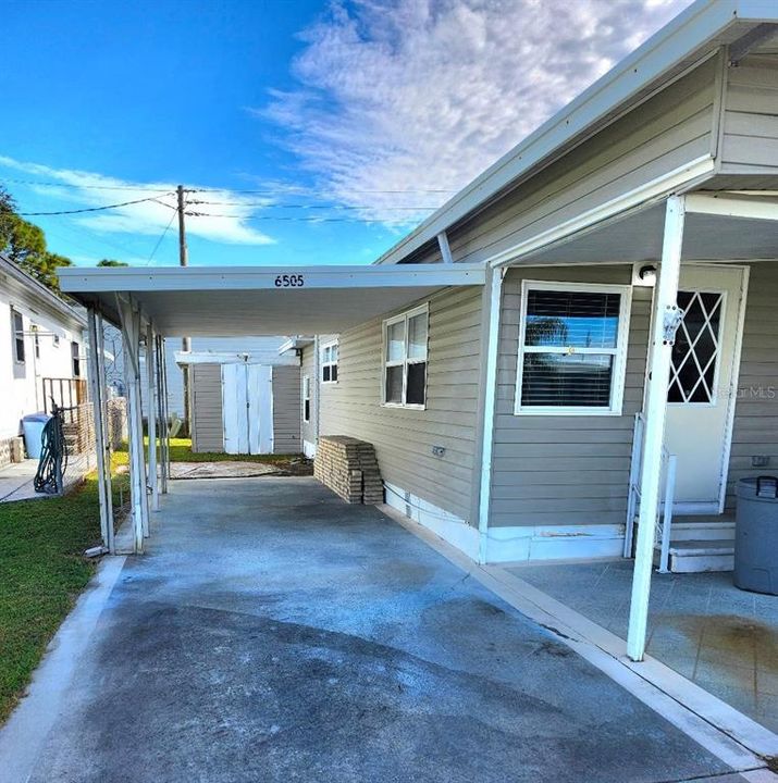 For Sale: $159,000 (2 beds, 1 baths, 770 Square Feet)