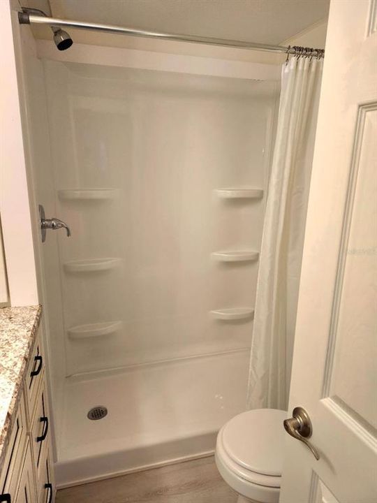 For Sale: $159,000 (2 beds, 1 baths, 770 Square Feet)