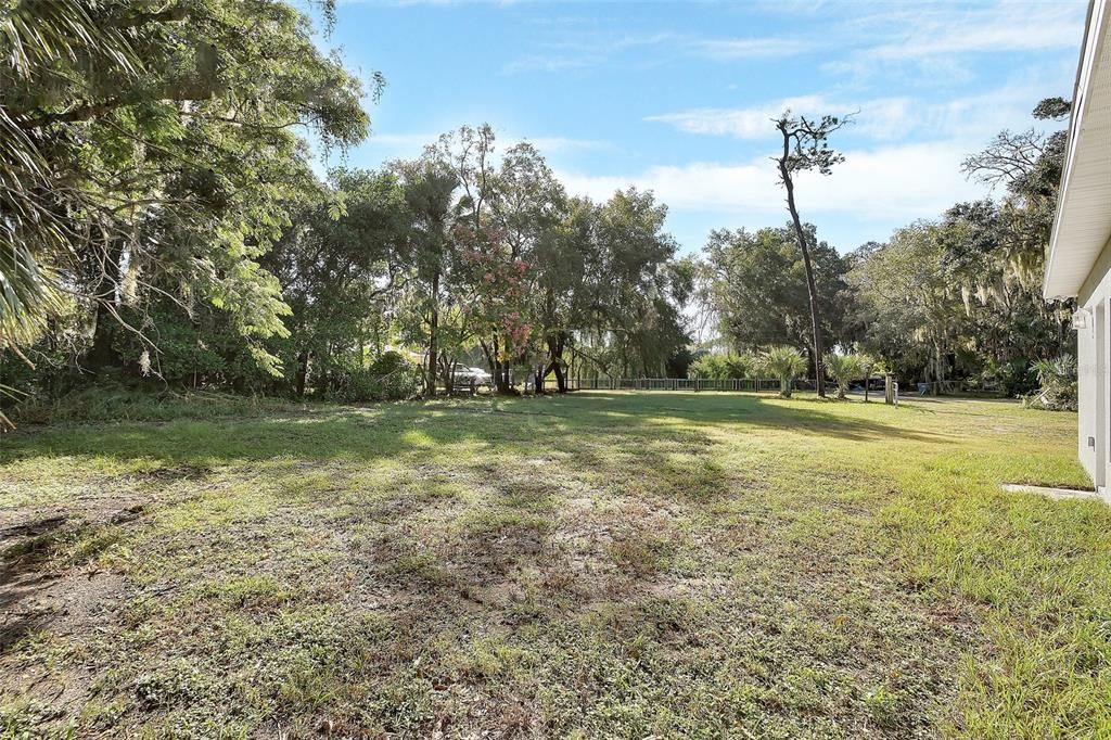 For Sale: $324,900 (3 beds, 2 baths, 1675 Square Feet)