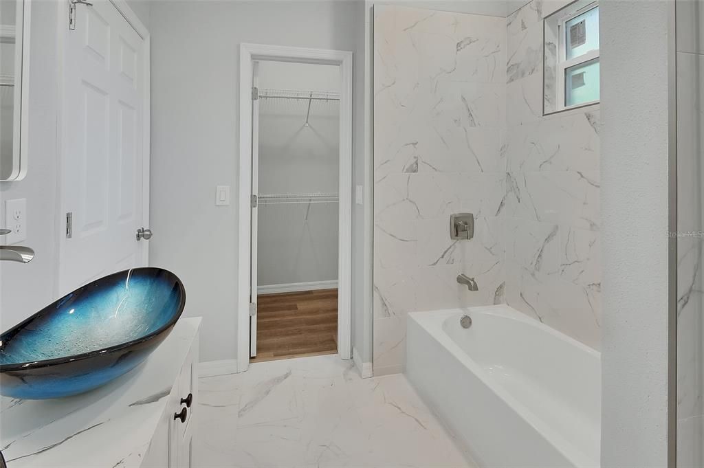 For Sale: $324,900 (3 beds, 2 baths, 1675 Square Feet)