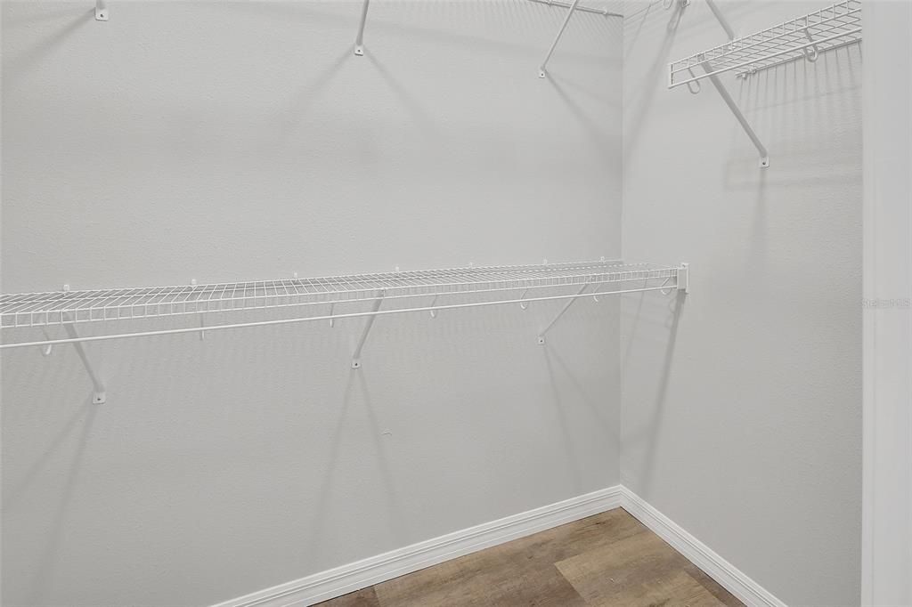 For Sale: $324,900 (3 beds, 2 baths, 1675 Square Feet)