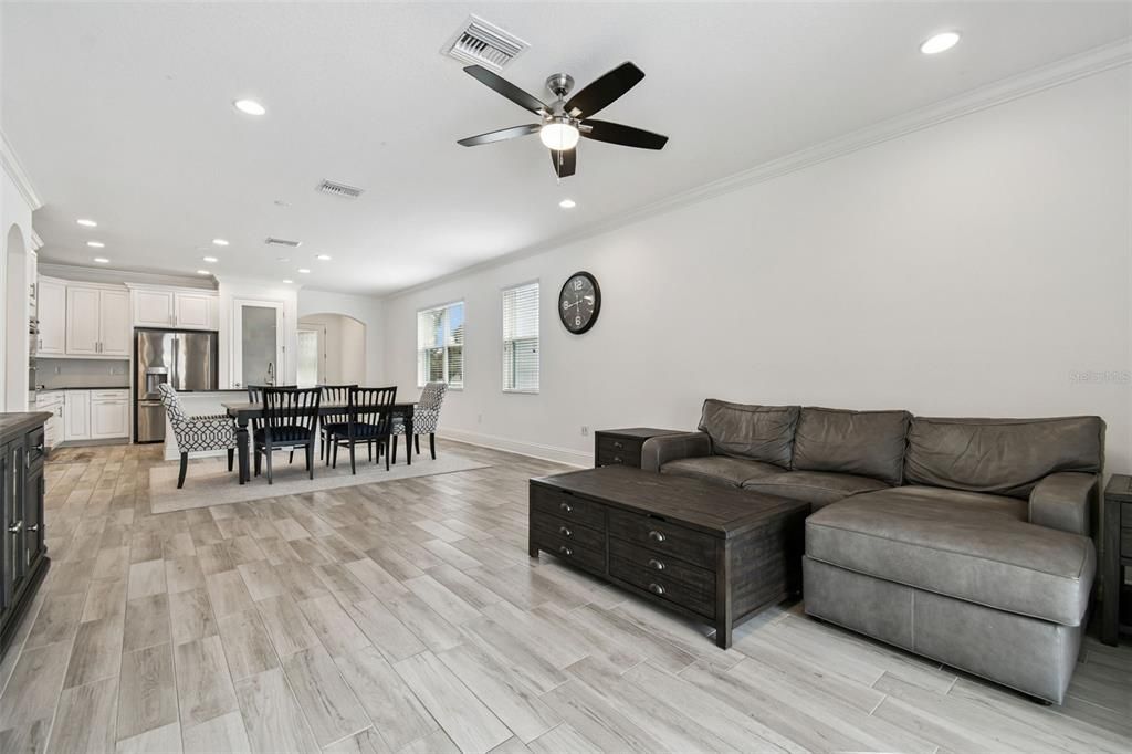 For Sale: $770,000 (4 beds, 3 baths, 2988 Square Feet)