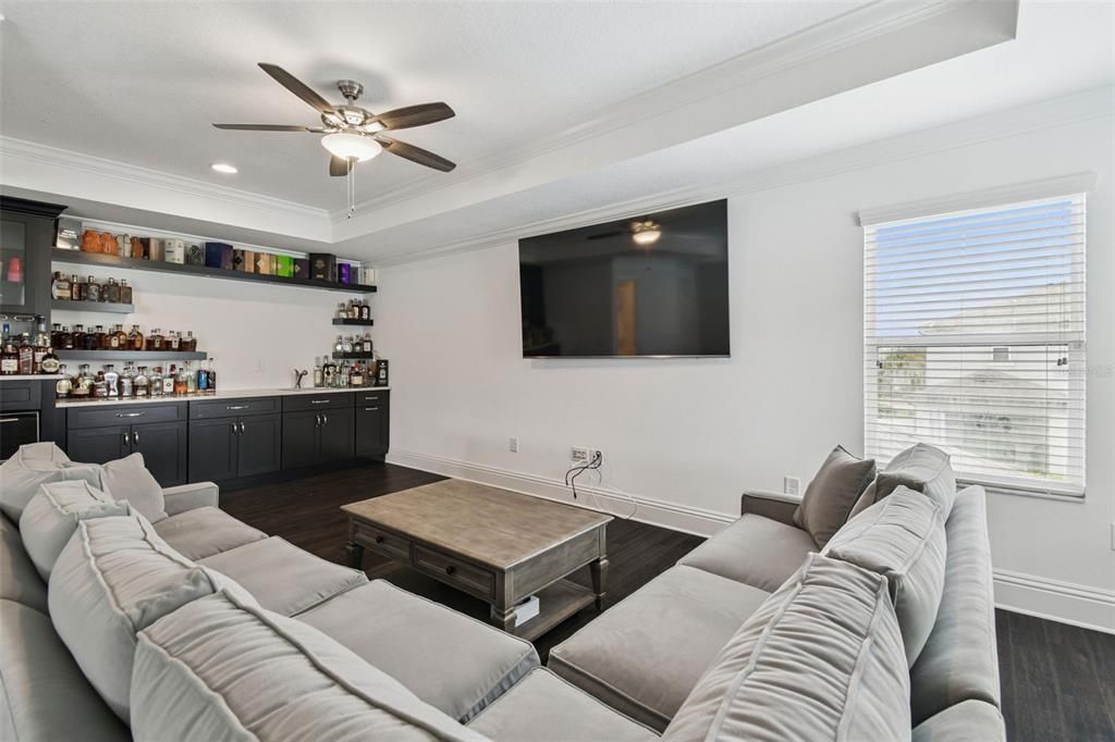 For Sale: $770,000 (4 beds, 3 baths, 2988 Square Feet)