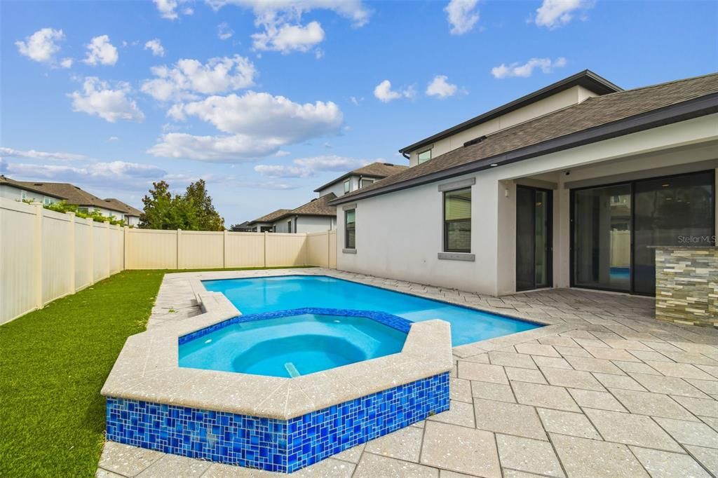 For Sale: $770,000 (4 beds, 3 baths, 2988 Square Feet)