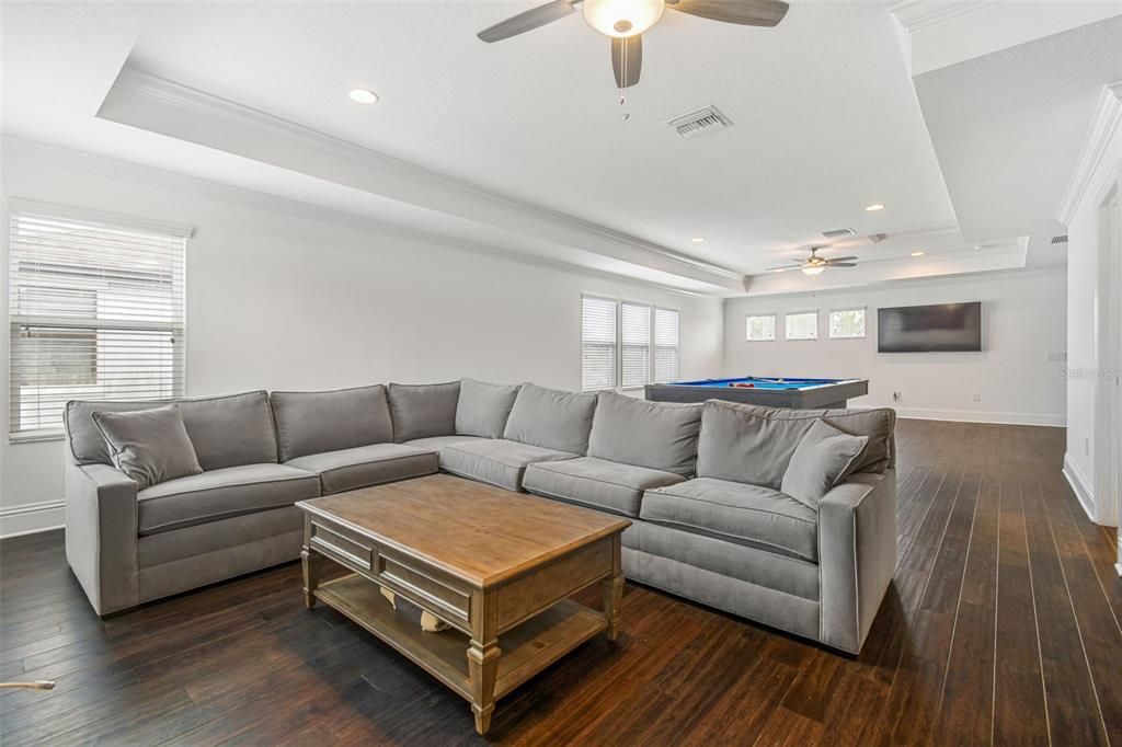 For Sale: $770,000 (4 beds, 3 baths, 2988 Square Feet)