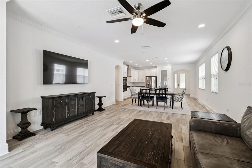 For Sale: $770,000 (4 beds, 3 baths, 2988 Square Feet)