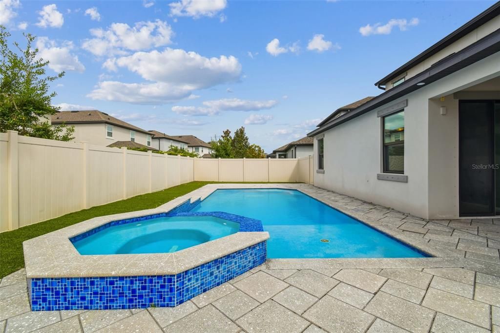 For Sale: $770,000 (4 beds, 3 baths, 2988 Square Feet)