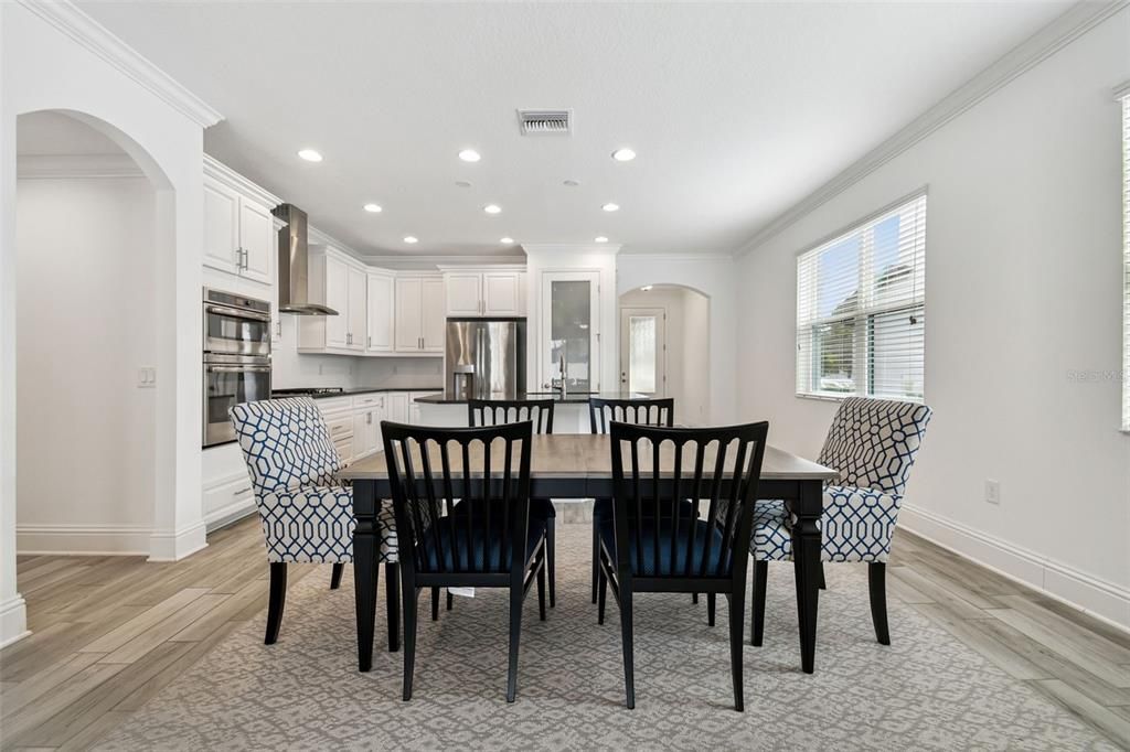 For Sale: $770,000 (4 beds, 3 baths, 2988 Square Feet)