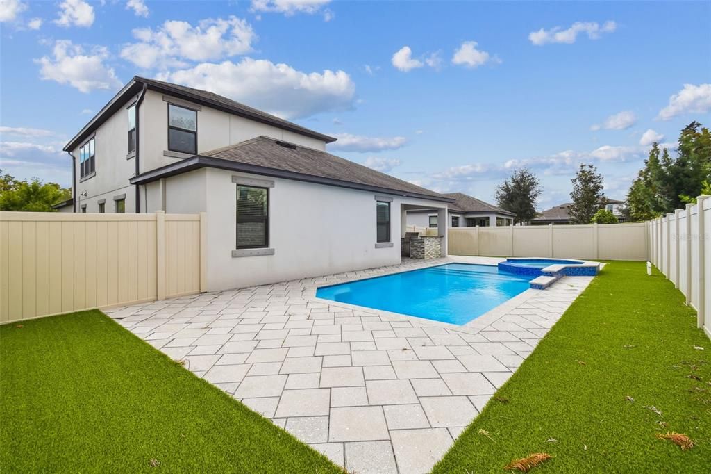 For Sale: $770,000 (4 beds, 3 baths, 2988 Square Feet)