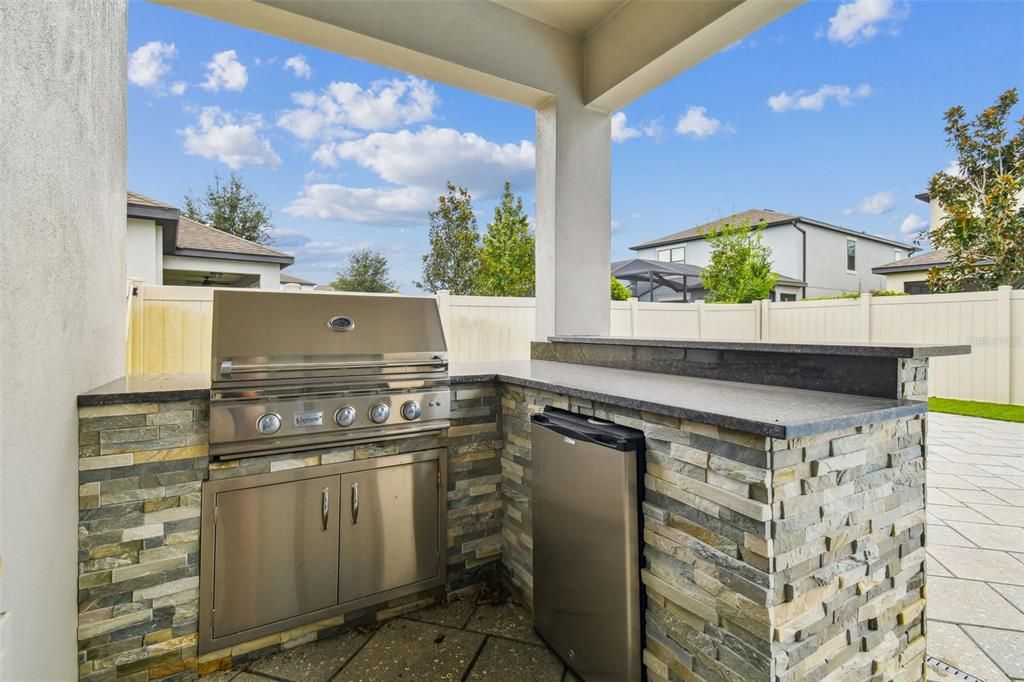 For Sale: $770,000 (4 beds, 3 baths, 2988 Square Feet)