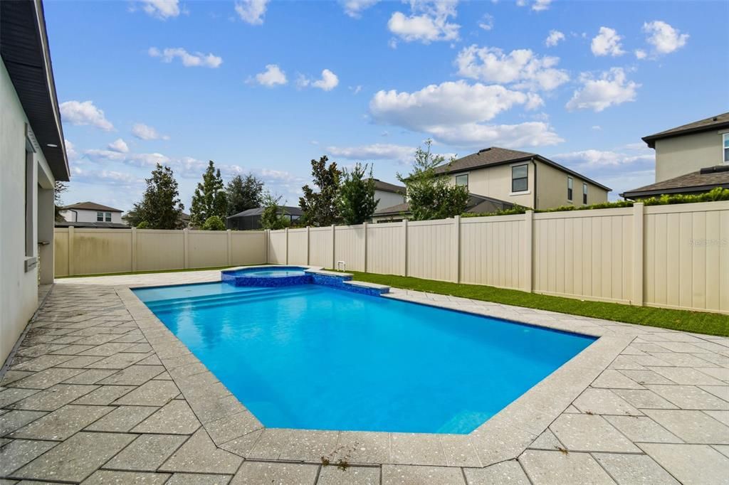 For Sale: $770,000 (4 beds, 3 baths, 2988 Square Feet)