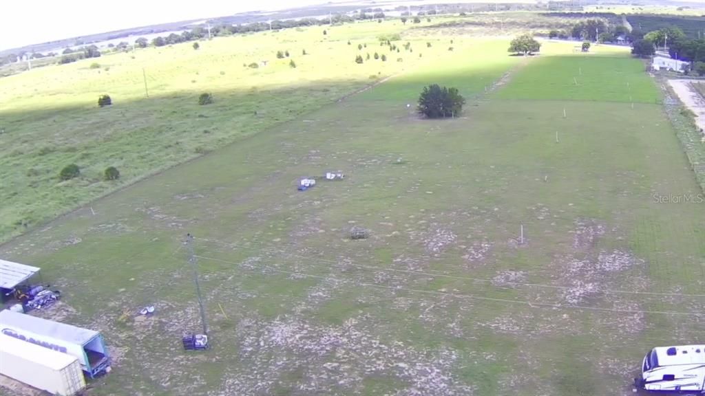 Active With Contract: $364,888 (2 beds, 2 baths, 750 Square Feet)