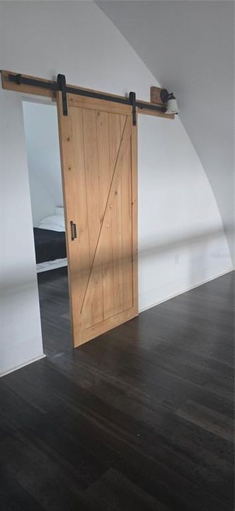 Active With Contract: $364,888 (2 beds, 2 baths, 750 Square Feet)