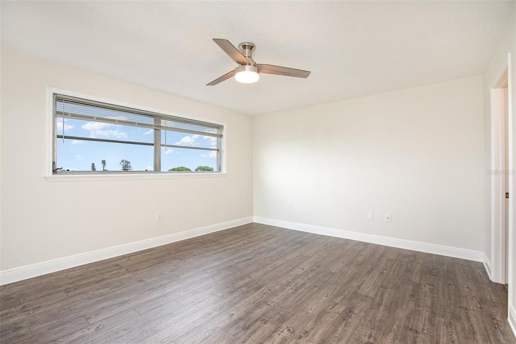For Sale: $198,800 (2 beds, 2 baths, 1088 Square Feet)