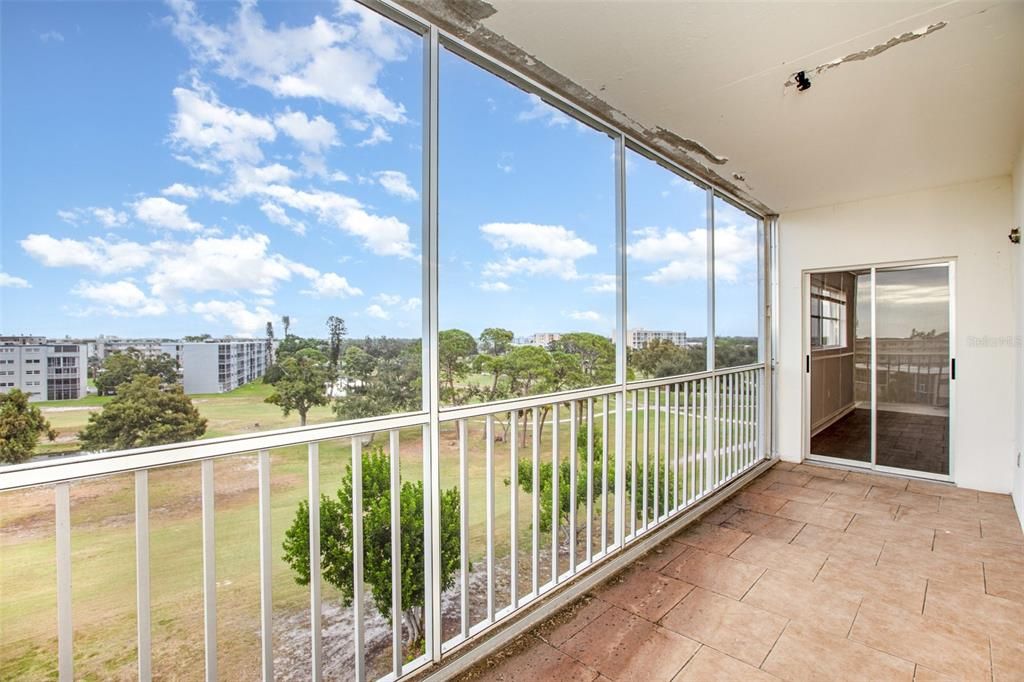 For Sale: $198,800 (2 beds, 2 baths, 1088 Square Feet)