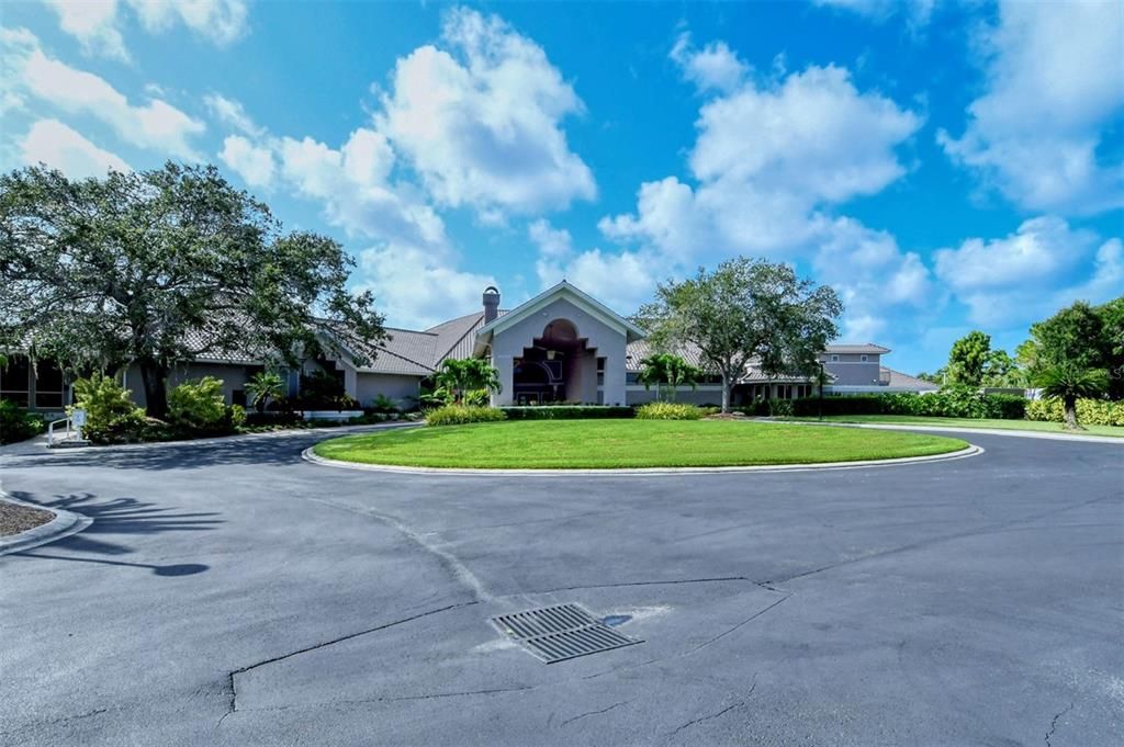 Activo con contrato: $289,900 (2 camas, 2 baños, 1238 Pies cuadrados)