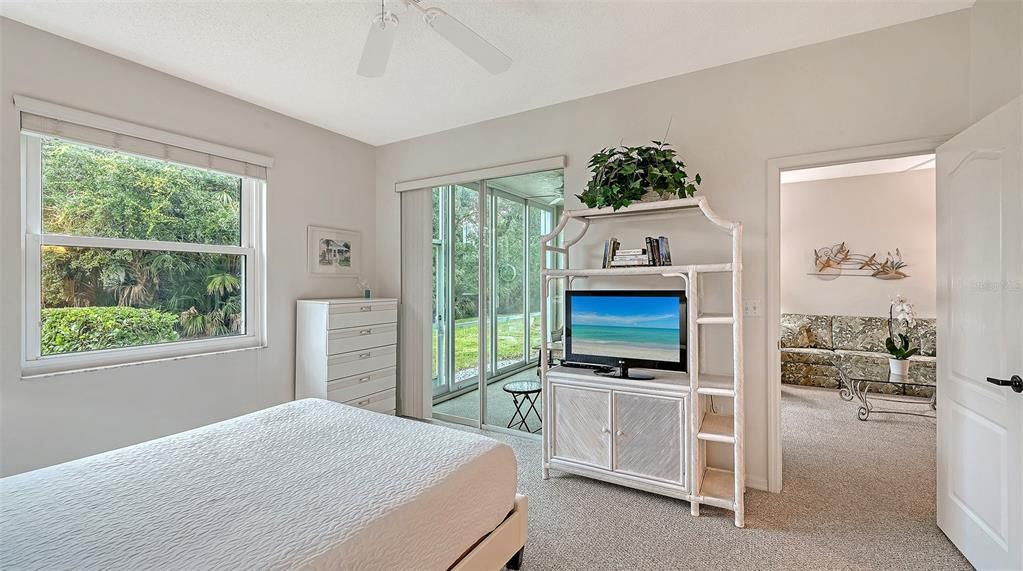 Activo con contrato: $289,900 (2 camas, 2 baños, 1238 Pies cuadrados)