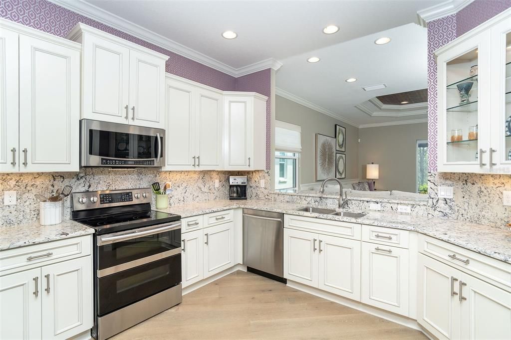 待售: $775,000 (3 贝兹, 3 浴室, 2169 平方英尺)