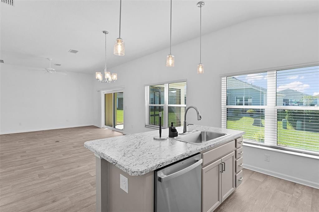 For Sale: $409,500 (3 beds, 2 baths, 1419 Square Feet)