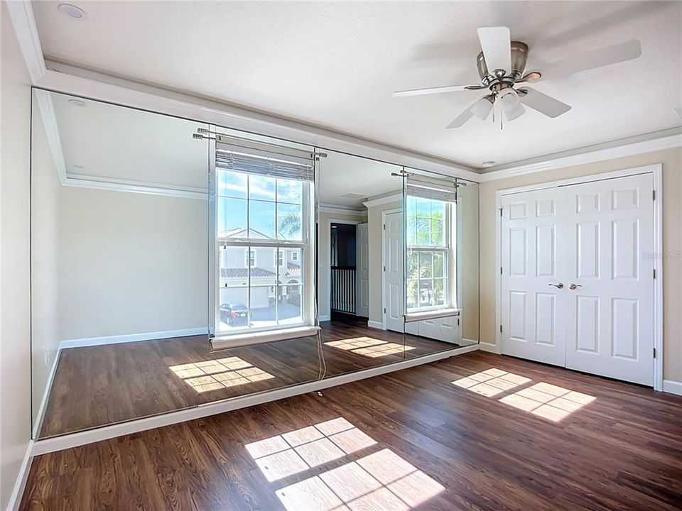 For Sale: $640,000 (4 beds, 2 baths, 2728 Square Feet)