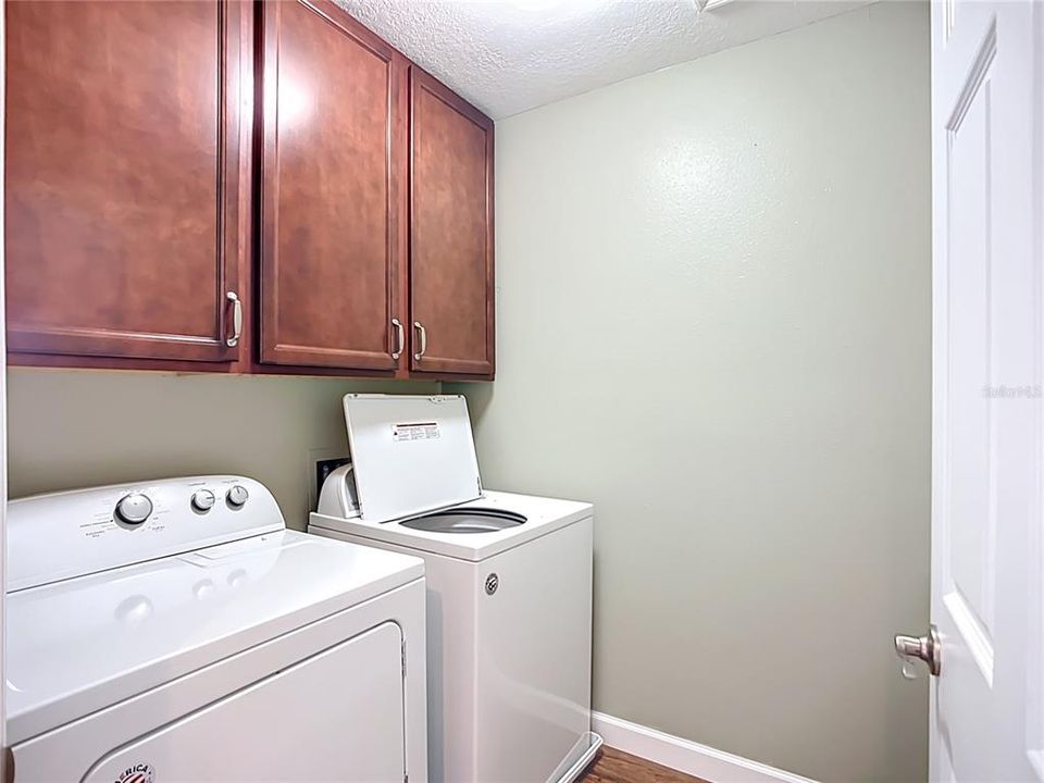 For Sale: $640,000 (4 beds, 2 baths, 2728 Square Feet)