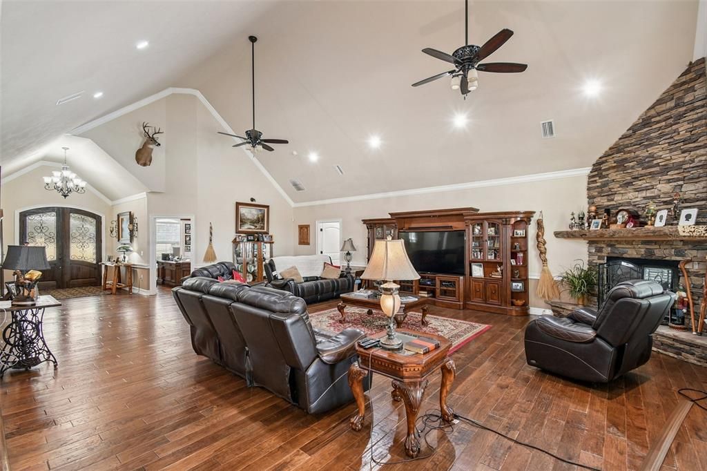 En Venta: $3,899,000 (4 camas, 4 baños, 5489 Pies cuadrados)